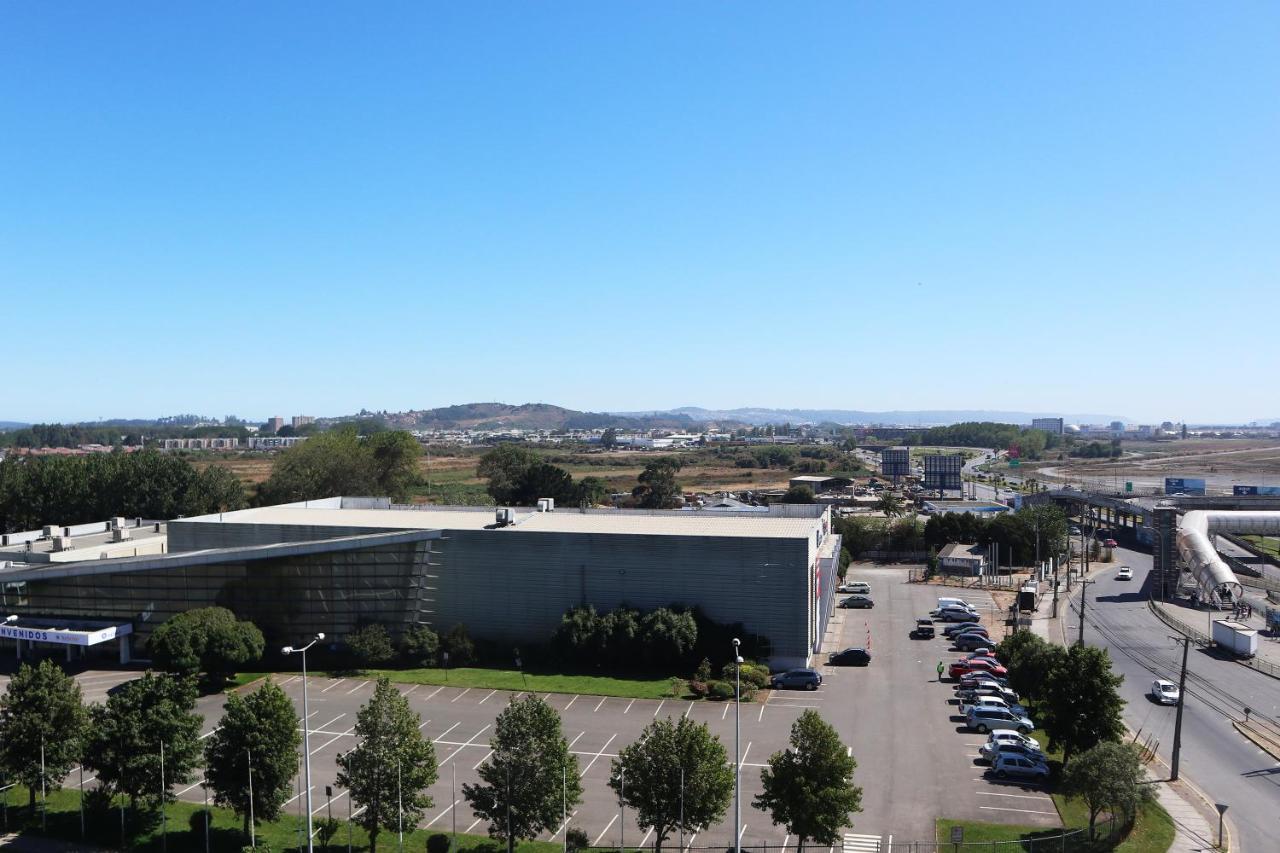 Wyndham Concepcion Pettra Hotel Buitenkant foto Aerial view of the campus